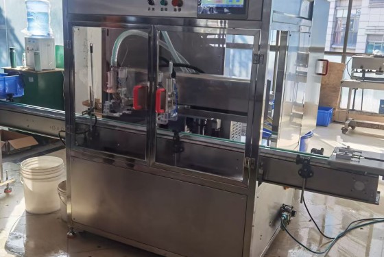 2-Ống sau khi điền và đóng nắp dòng - chất tẩy rửa giặt 80g